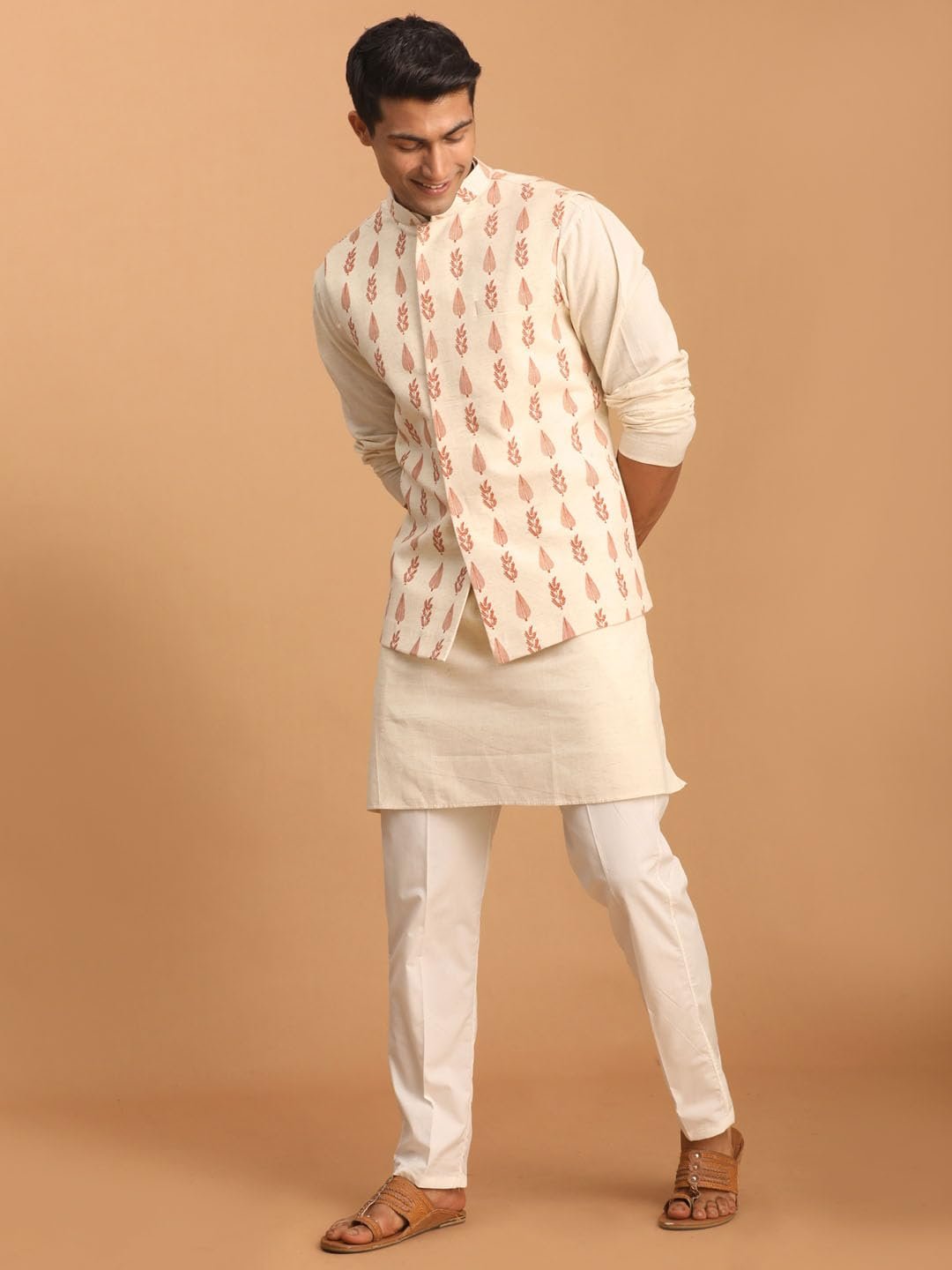 Vastramay Leaf Pattern Cotton Nehru Jacket with Kurta and Pyjama Set Elegant Ethnic Wear for Men - Image 7
