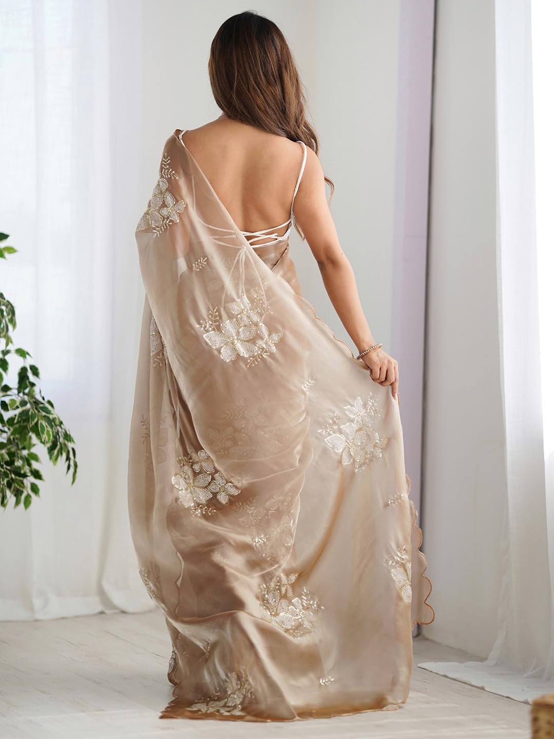 AKHILAM Women's Beige Shimmer Organza Sequence Embroidery Saree With Unstitched Blouse Piece - Image 7