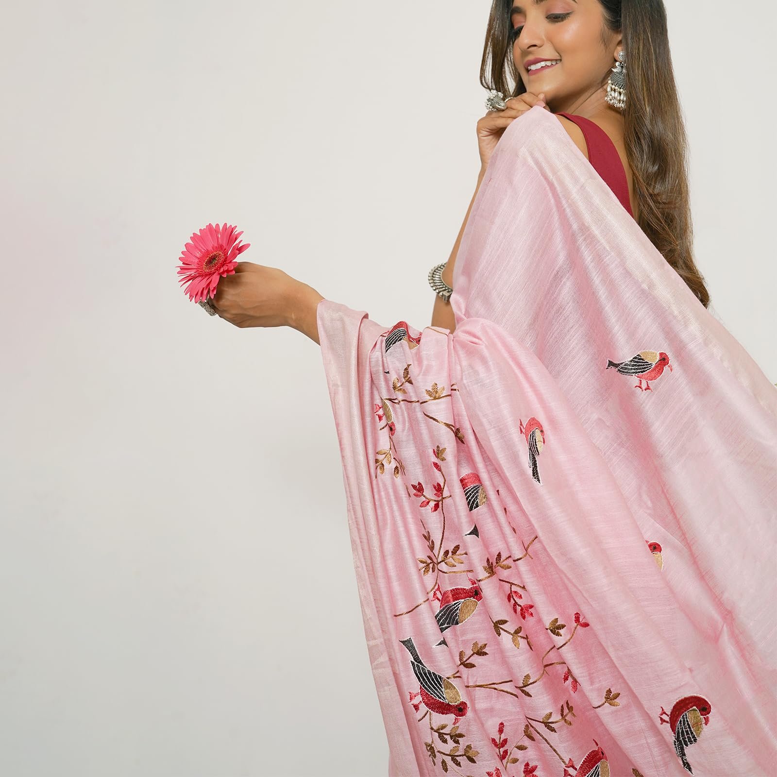 TEEJH Amolika Pink Pure Silk Linen Saree With Blouse Piece - Image 9