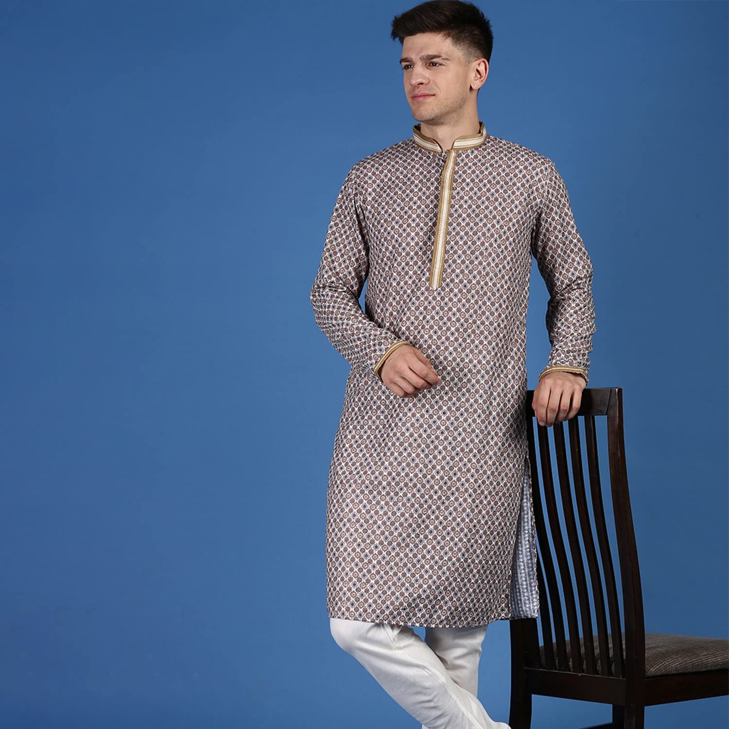 Sanwara Men's Chikankari Style Brown Coloured Cotton Kurta - Image 5