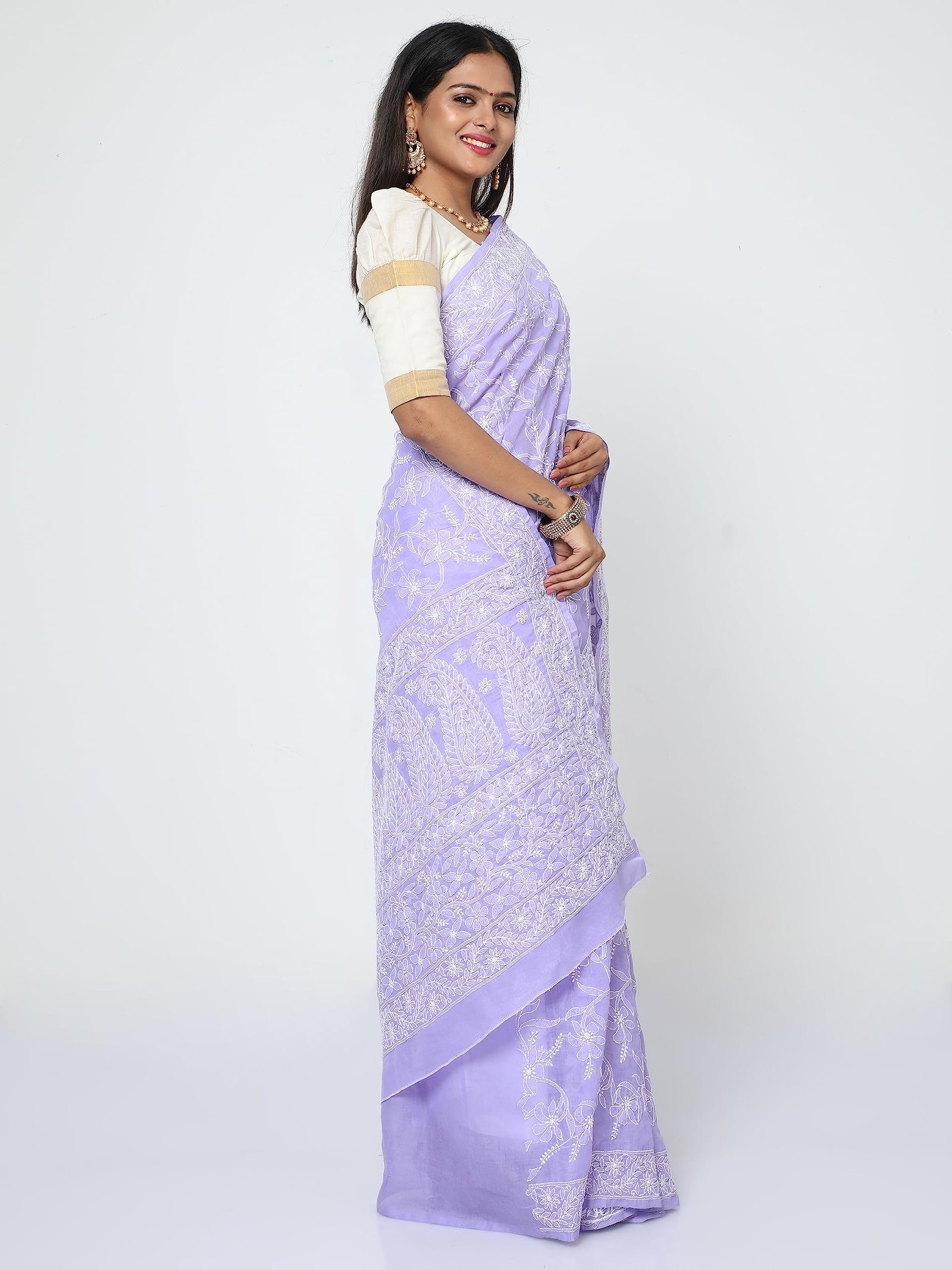 HerClozet Lucknow Chikankari Pure Cotton Saree for women 6.3 Mtr(Lavender) - Image 5