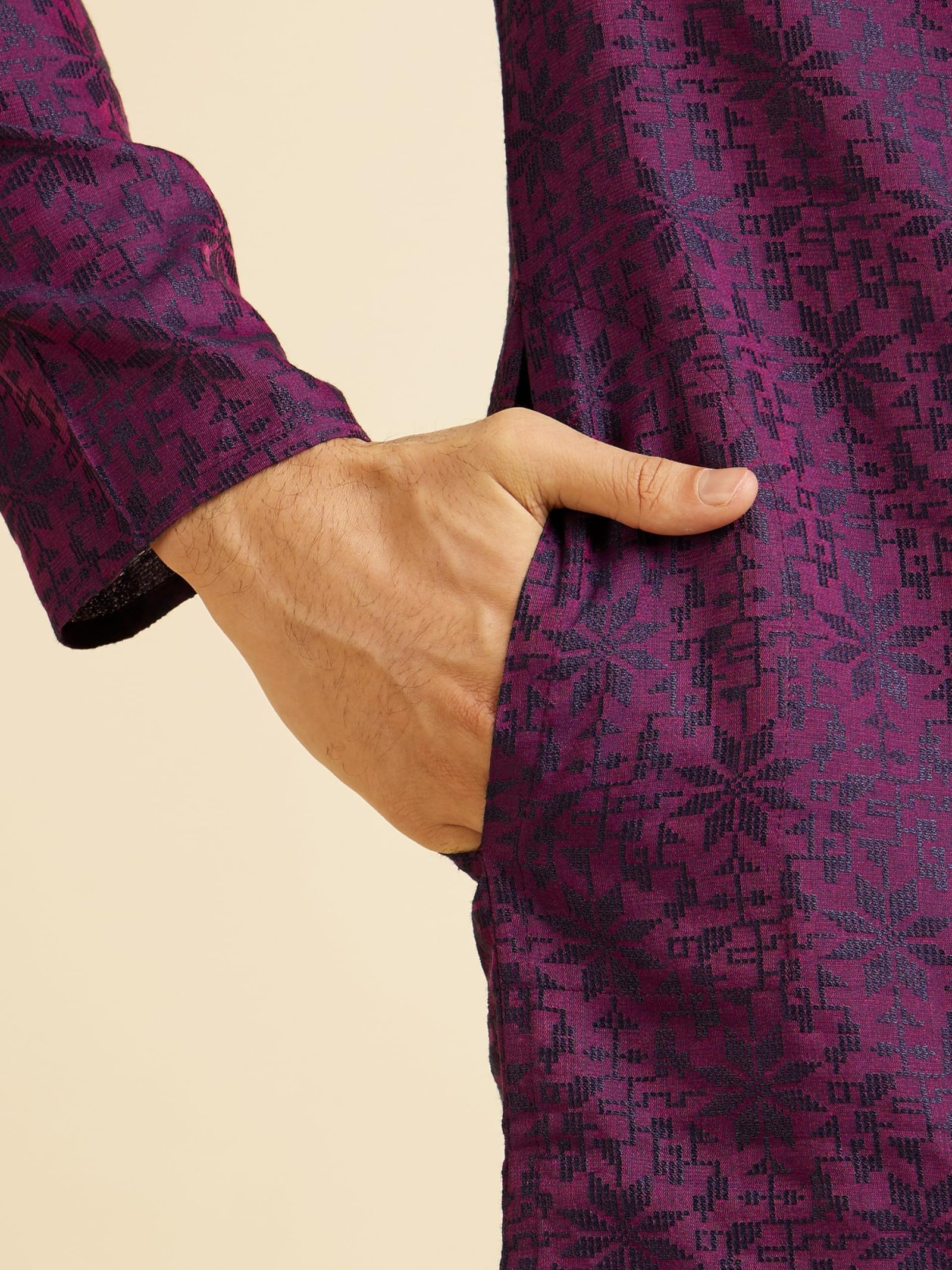 Manyavar Men's Viscose Blend Jacquard Embroidered Kurta Pyjama Set (Purple,M) - Image 4